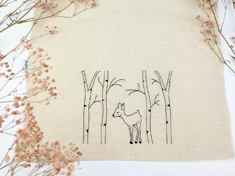 Reh im Wald - redwork Stickdatei